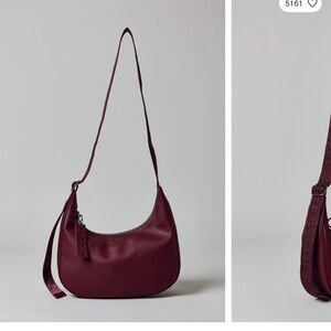 BAGGU Mahogany Leather Medium Crescent Bag